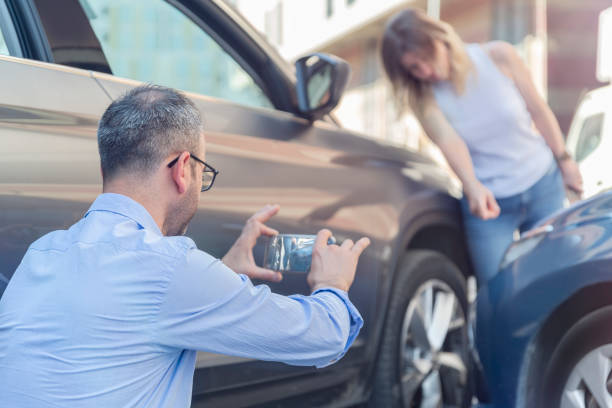 Professional Sr22 Insurance technician working in Chelsea, MA
